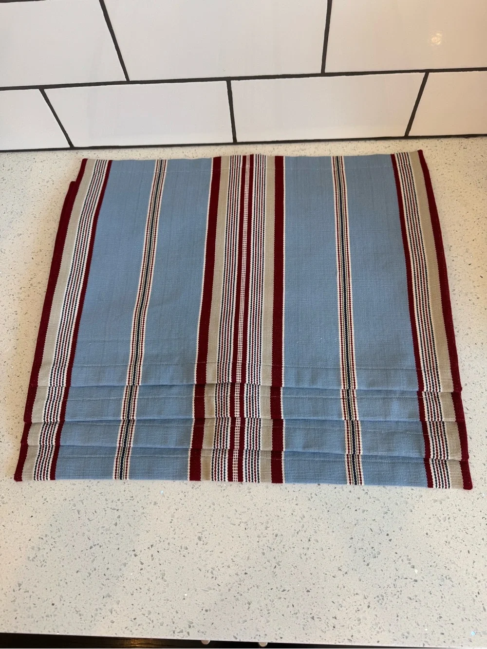 Pottery Barn NWT Set of 4 Placemats
